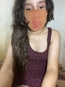 Snapshot of Chahrazad66 chatting on 09-25-25, 12:49 Chahrazad66 online show from 09-25-25, 12:49