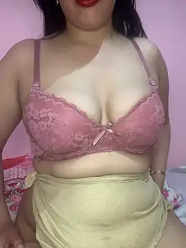 Snapshot of Miss-Soka chatting on 05-24-26, 12:54 Miss-Soka online show from 05-24-26, 12:54