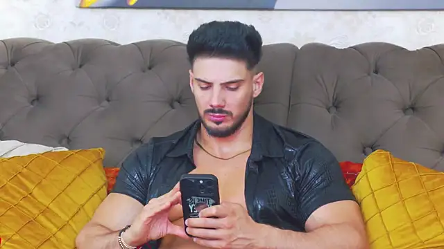 DustinKeent online show from 04-09-26, 06:19