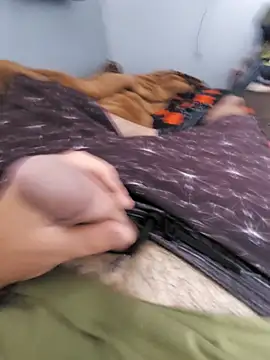 mfreitas005 online show from 10-24-25, 04:06