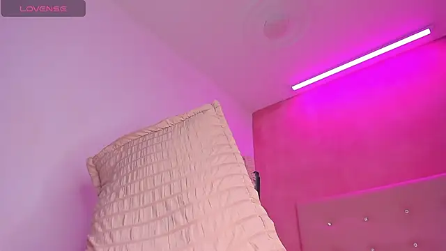 VANESS DIOR  online show from 12-08-24, 10:47