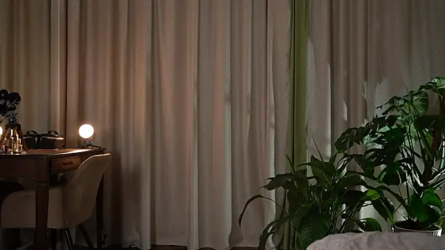 Snapshot of ImMariaAndYouStayHere chatting on 02-13-25, 03:18 ImMariaAndYouStayHere online show from 02-13-25, 03:18