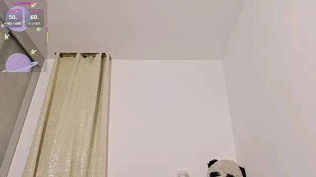 Snapshot of miss_valery2 chatting on 05-01-26, 06:29 miss valery2 online show from 05-01-26, 06:29