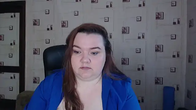 Snapshot of TasyaBigTTs chatting on 05-19-26, 04:47 TasyaBigTTs online show from 05-19-26, 04:47