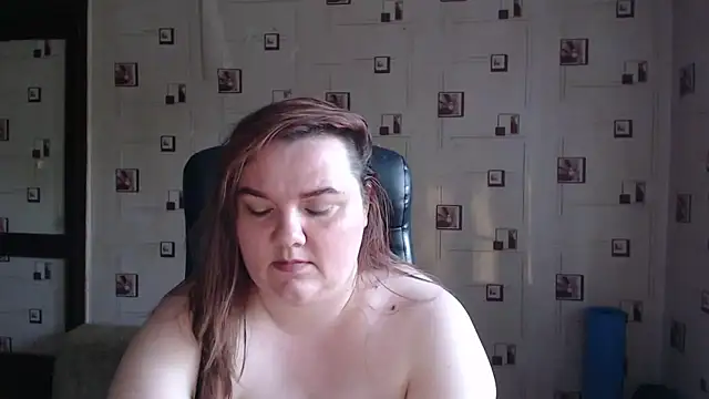 Snapshot of TasyaBigTTs chatting on 05-25-26, 04:28 TasyaBigTTs online show from 05-25-26, 04:28