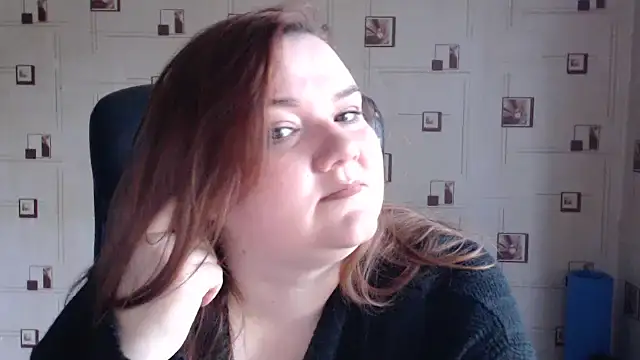 Snapshot of TasyaBigTTs chatting on 04-19-26, 08:15 TasyaBigTTs online show from 04-19-26, 08:15