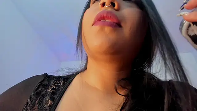 emiily15   online show from 10-22-25, 06:07