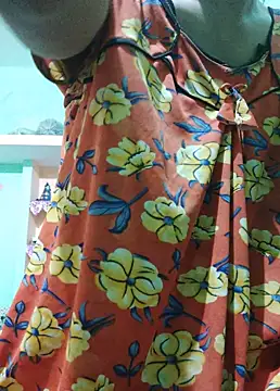 Snapshot of iaparna chatting on 12-22-24, 01:00 iaparna online show from 12-22-24, 01:00