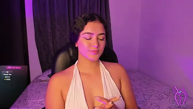 Adhara-zanne online show from 01-14-25, 03:11