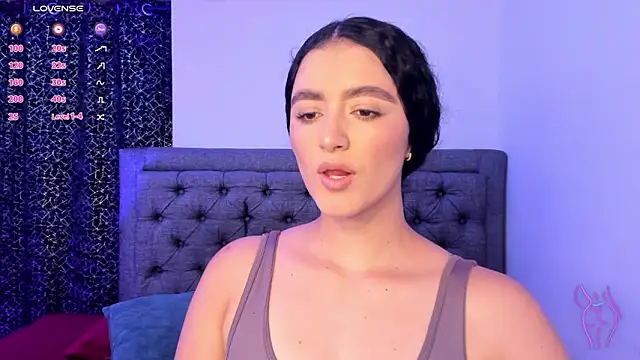 Adhara-zanne online show from 05-24-26, 12:21