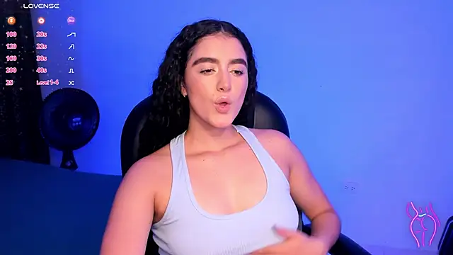 Snapshot of Adhara-zanne chatting on 07-15-26, 02:40 Adhara-zanne online show from 07-15-26, 02:40