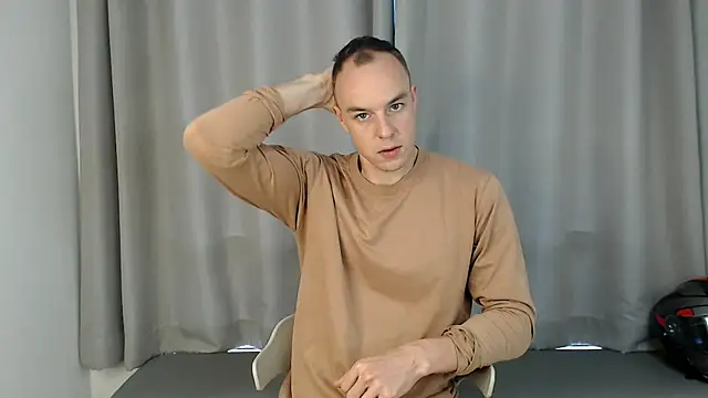 Snapshot of heilgarbest chatting on 11-30-25, 10:27 heilgarbest online show from 11-30-25, 10:27