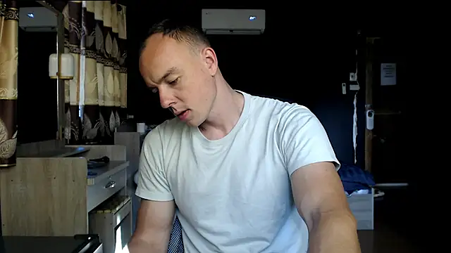 Snapshot of heilgarbest chatting on 03-25-26, 09:52 heilgarbest online show from 03-25-26, 09:52