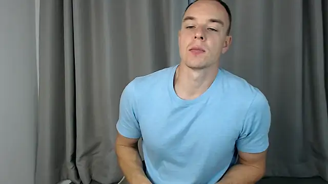 Snapshot of heilgarbest chatting on 11-18-25, 10:18 heilgarbest online show from 11-18-25, 10:18