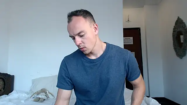 Snapshot of heilgarbest chatting on 07-13-26, 10:25 heilgarbest online show from 07-13-26, 10:25