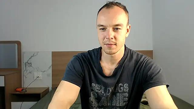 Snapshot of heilgarbest chatting on 10-26-25, 09:31 heilgarbest online show from 10-26-25, 09:31