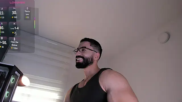 Snapshot of edrick_walton1 chatting on 07-12-26, 01:01 edrick walton1 online show from 07-12-26, 01:01