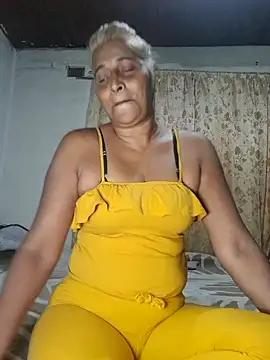 Goodgirlsue 77 online show from 04-06-26, 03:35