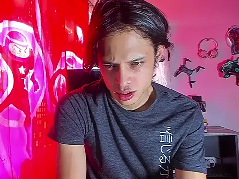 LilOwen  online show from 06-14-26, 05:36