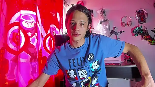 LilOwen  online show from 06-21-26, 06:03