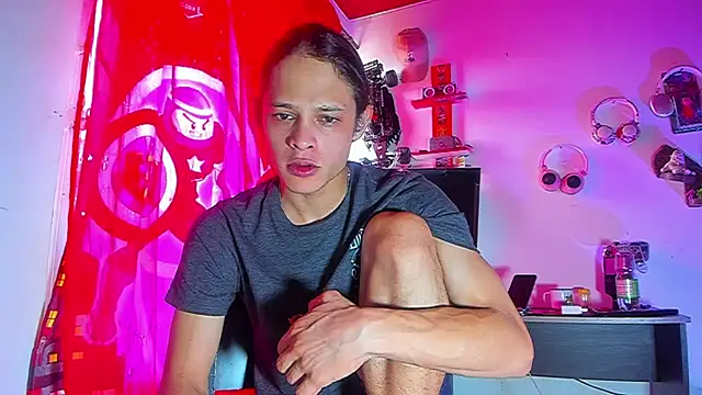 LilOwen  online show from 06-29-26, 05:23