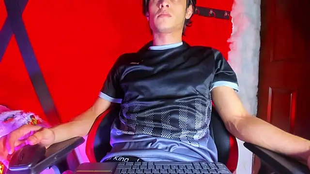 LilOwen  online show from 04-14-26, 08:25