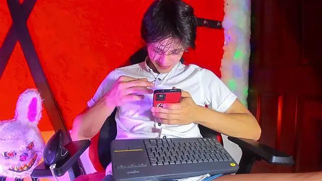 LilOwen  online show from 02-09-26, 06:06