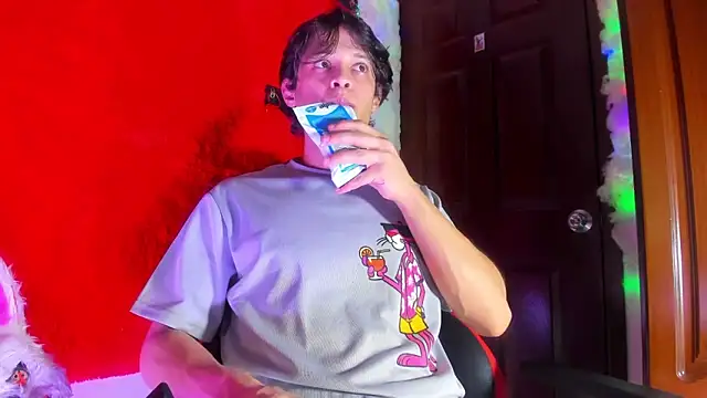 LilOwen  online show from 02-11-26, 06:19