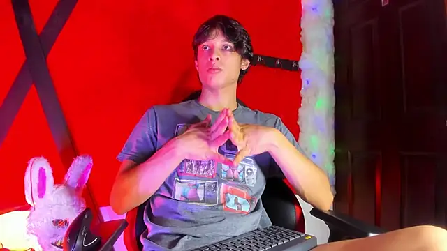 LilOwen  online show from 02-14-26, 05:46