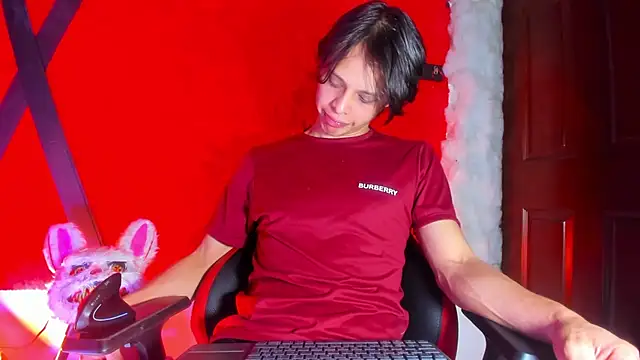 LilOwen  online show from 03-08-26, 05:27