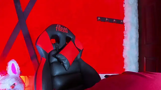 LilOwen  online show from 03-04-26, 05:10