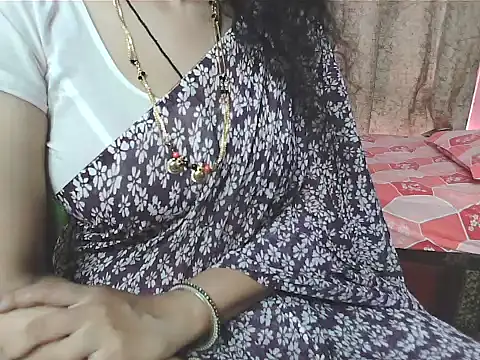 Snapshot of sunitha-3 chatting on 10-09-25, 06:58 sunitha-3 online show from 10-09-25, 06:58