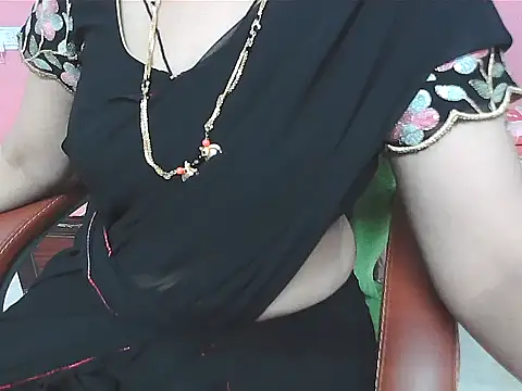 Snapshot of sunitha-3 chatting on 10-07-25, 06:25 sunitha-3 online show from 10-07-25, 06:25