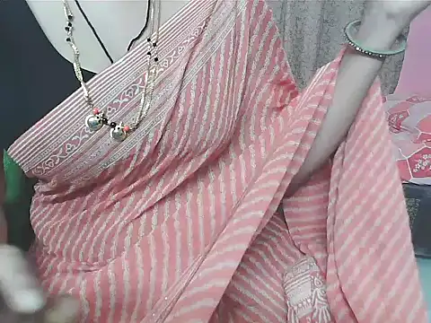 Snapshot of sunitha-3 chatting on 10-10-25, 04:35 sunitha-3 online show from 10-10-25, 04:35