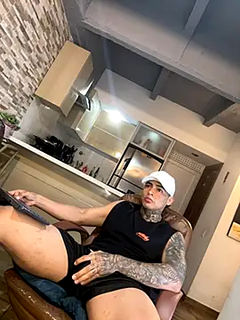 Dominiofit online show from 11-21-25, 12:31