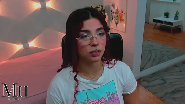 MizzHell online show from 04-06-26, 03:57