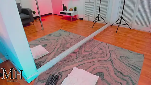 MizzHell online show from 03-02-26, 05:08