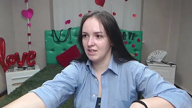 Snapshot of IsabelBlackberry chatting on 11-24-25, 06:24 IsabelBlackberry online show from 11-24-25, 06:24