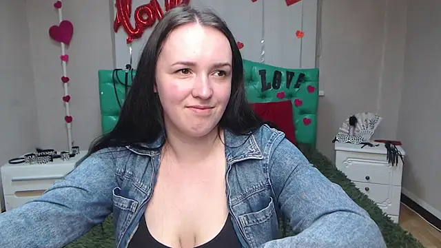 Snapshot of IsabelBlackberry chatting on 03-16-25, 03:28 IsabelBlackberry online show from 03-16-25, 03:28