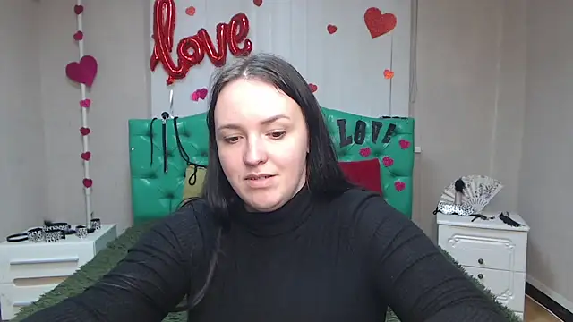 Snapshot of IsabelBlackberry chatting on 03-10-25, 12:17 IsabelBlackberry online show from 03-10-25, 12:17