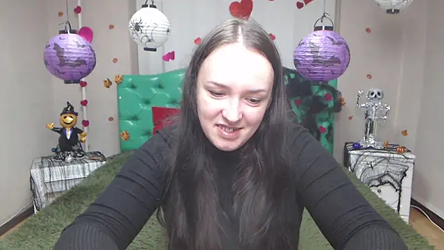 Snapshot of IsabelBlackberry chatting on 10-25-25, 05:06 IsabelBlackberry online show from 10-25-25, 05:06