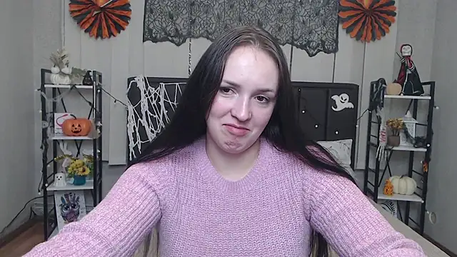 Snapshot of IsabelBlackberry chatting on 11-10-25, 06:29 IsabelBlackberry online show from 11-10-25, 06:29