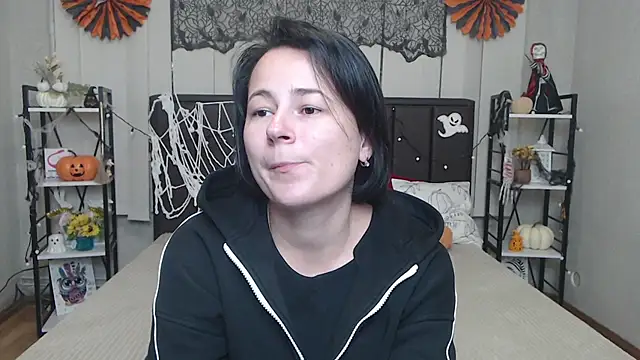 MarieSho online show from 11-12-25, 06:12