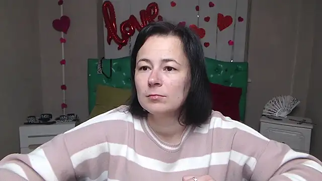 MarieSho online show from 04-09-26, 06:19