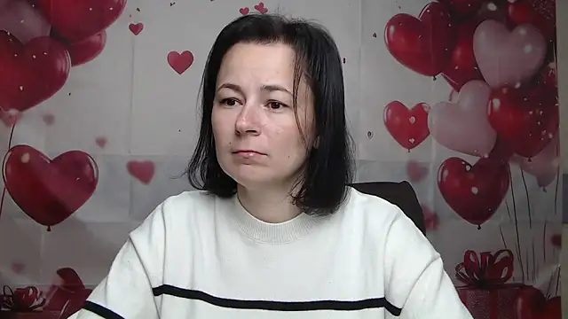 Snapshot of MarieSho chatting on 04-22-26, 06:20 MarieSho online show from 04-22-26, 06:20