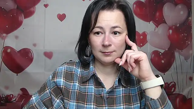 Snapshot of MarieSho chatting on 04-24-26, 05:15 MarieSho online show from 04-24-26, 05:15