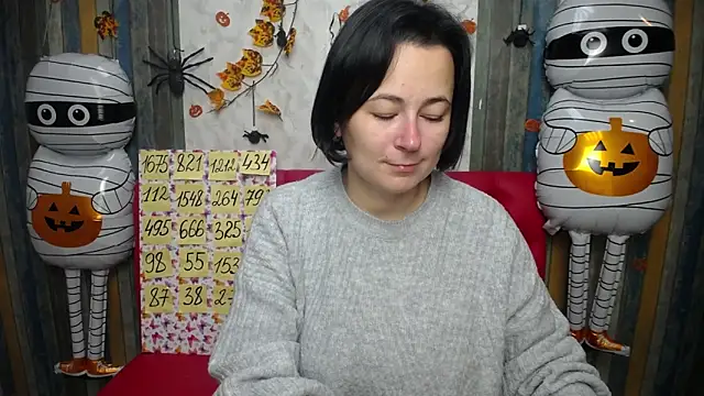 MarieSho online show from 10-24-25, 05:01