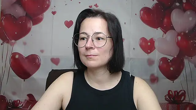 Snapshot of MarieSho chatting on 05-07-26, 06:22 MarieSho online show from 05-07-26, 06:22