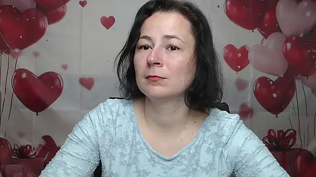 Snapshot of MarieSho chatting on 05-10-26, 05:04 MarieSho online show from 05-10-26, 05:04
