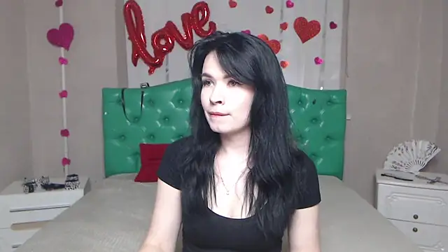 JasmineKouch online show from 04-16-26, 06:03